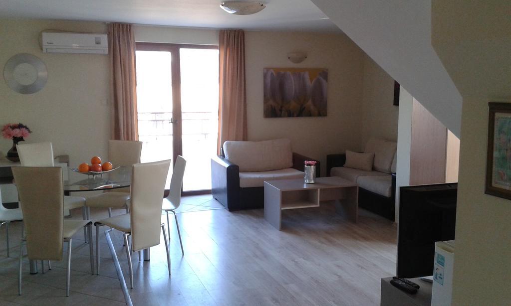 Summer Breeze Apartments Sluneční pobřeží Exteriér fotografie